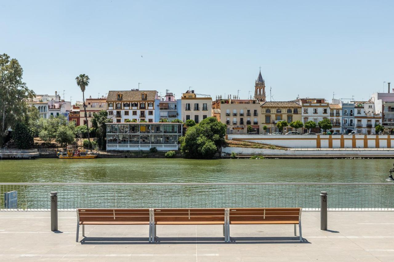 Waou Cosy III Sevilla Cathedral Exterior photo