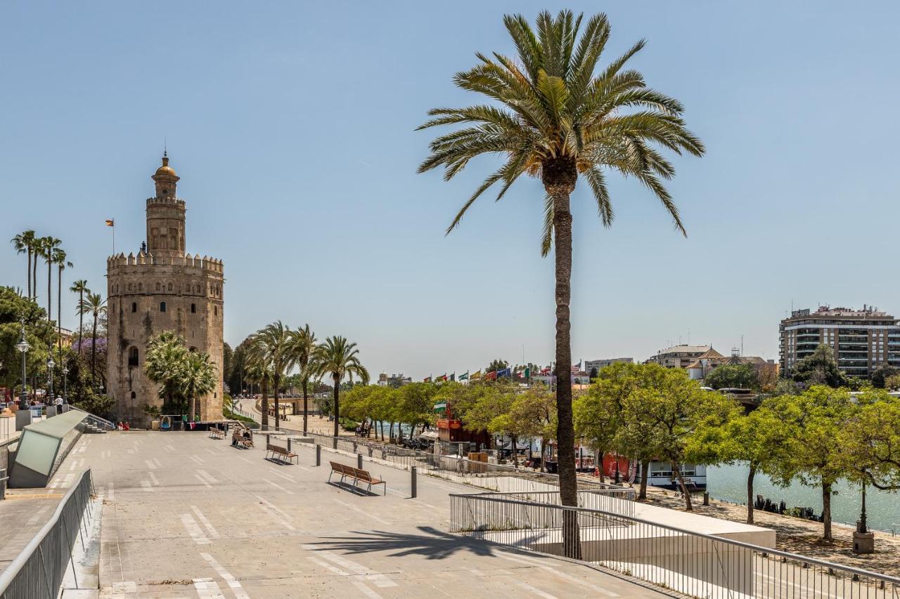 Waou Cosy III Sevilla Cathedral Exterior photo