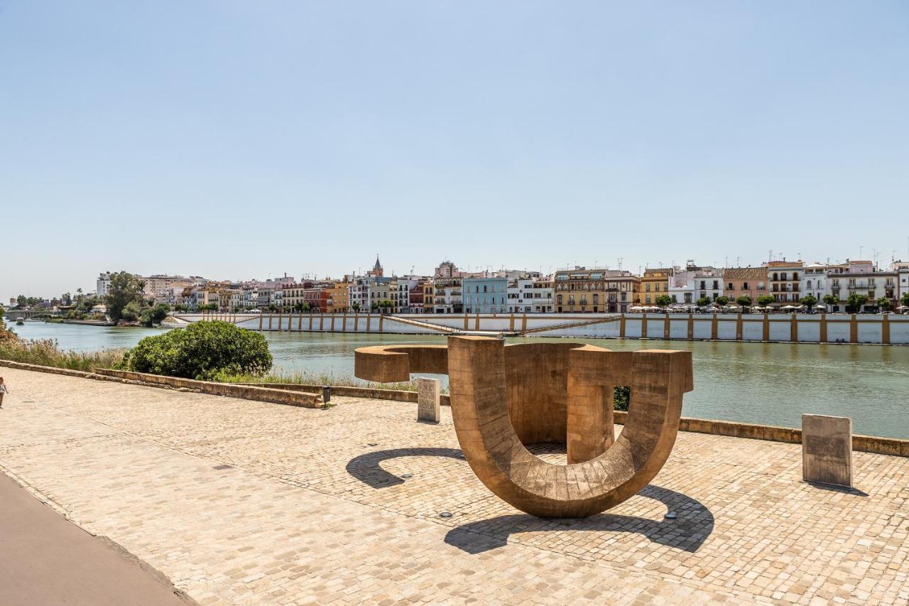 Waou Cosy III Sevilla Cathedral Exterior photo